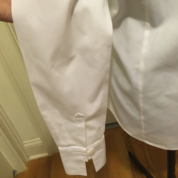 Coldwater Creek Pristine White Embroidered Button Down - Picture 7 of 7